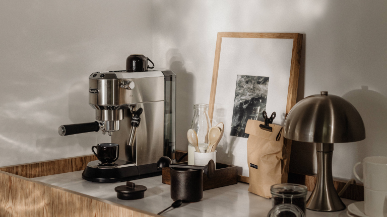 5 Digital Marketing Strategies to Strengthen Your Brand Identity